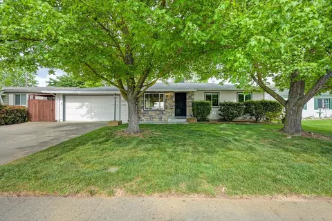 2013 Rossmoor Dr, Rancho Cordova, CA 95670