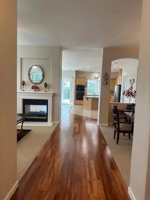 Entry Way - 2214 Milano St, Manteca, CA 95337 photo 2 of 5
