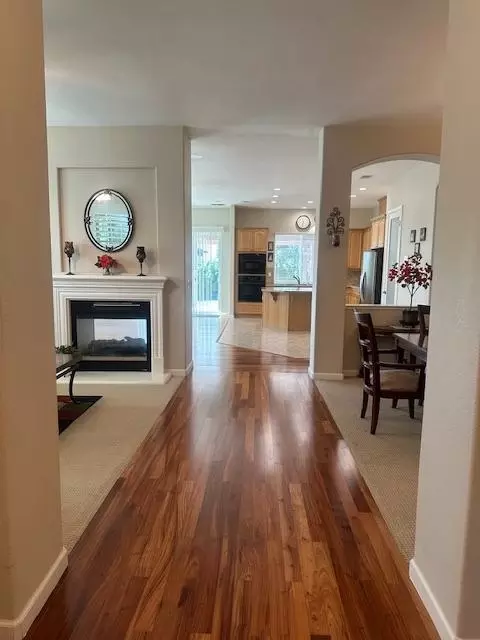 Entry Way - 2214 Milano St, Manteca, CA 95337 photo 1 of 5
