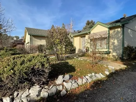 Exterior - 166 Oak Tree Cir, Murphys, CA 95247 photo 3 of 4