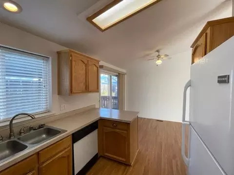 Kitchen - 166 Oak Tree Cir, Murphys, CA 95247 photo 2 of 2