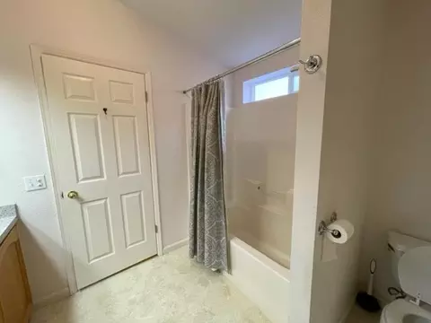 Bath - 166 Oak Tree Cir, Murphys, CA 95247 photo 2 of 2