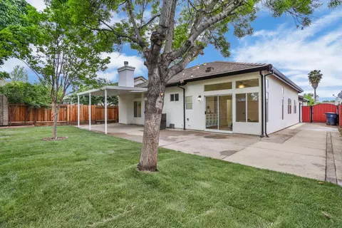 Exterior - 230 Thomas Dehaven Ln, Tracy, CA 95376 photo 5 of 6