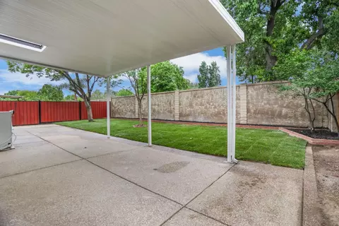 Exterior - 230 Thomas Dehaven Ln, Tracy, CA 95376 photo 3 of 6