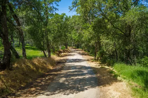 5885 Johnson Dr, Lincoln, CA 95648 photo 23