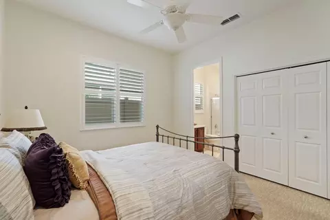 Bedroom - 1288 Maple Valley St, Manteca, CA 95336 photo 3 of 5