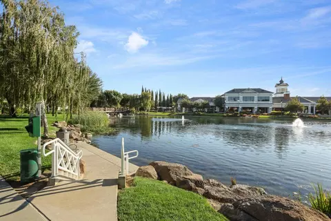 View/Area - 1288 Maple Valley St, Manteca, CA 95336 photo 4 of 9