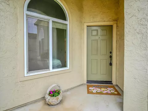 Exterior - 1104 Copper Cottage Ln, Modesto, CA 95355 photo 3 of 10