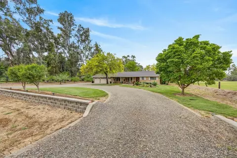 Exterior - 35670 Yellowstone Ave, Davis, CA 95616 photo 32 of 42