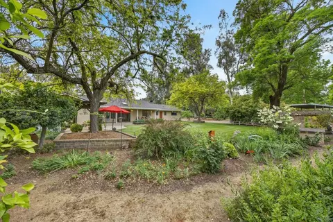 Exterior - 35670 Yellowstone Ave, Davis, CA 95616 photo 10 of 42