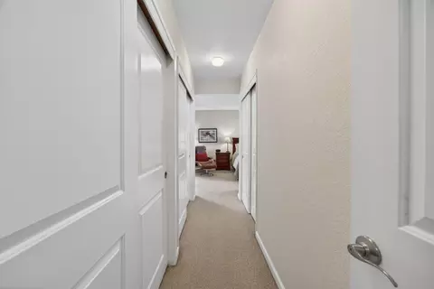 Entry Way - 35670 Yellowstone Ave, Davis, CA 95616 photo 4 of 4