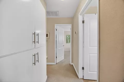 Entry Way - 35670 Yellowstone Ave, Davis, CA 95616 photo 2 of 4