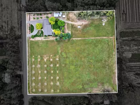 View/Area - 35670 Yellowstone Ave, Davis, CA 95616 photo 2 of 6