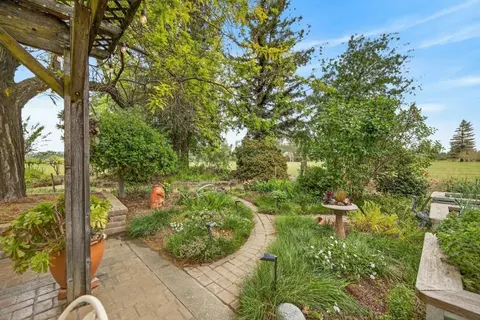 Exterior - 35670 Yellowstone Ave, Davis, CA 95616 photo 15 of 42