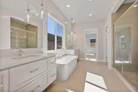 Bath - 3026 Blackpoint Ct, Rocklin, CA 95765 photo 1 of 4