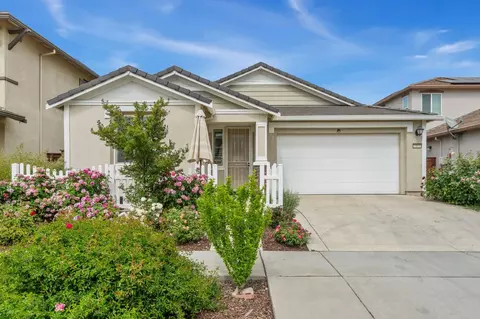 1909 Herrera Dr, Woodland, CA 95776