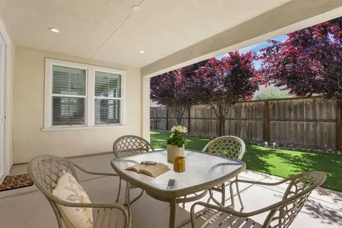 Exterior - 2662 Veneto Ct, Lodi, CA 95242 photo 3 of 9