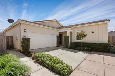Exterior - 2662 Veneto Ct, Lodi, CA 95242 photo 2 of 9