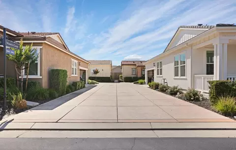 Exterior - 2662 Veneto Ct, Lodi, CA 95242 photo 8 of 9