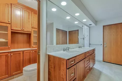Bath - 4607 Archerdale Rd, Linden, CA 95236 photo 3 of 3