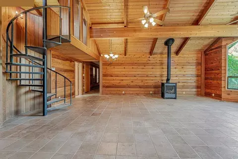 Living - 4607 Archerdale Rd, Linden, CA 95236 photo 6 of 9
