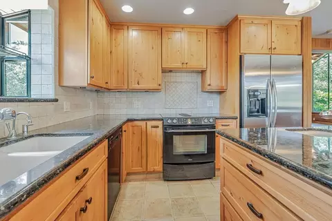 Kitchen - 4607 Archerdale Rd, Linden, CA 95236 photo 3 of 3