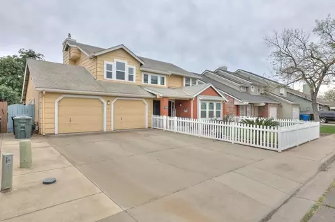 2820 Glasgow Dr, Ceres, CA 95307 photo 3