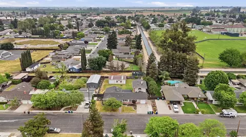 View/Area - 7888 Cedar Ln, Hilmar, CA 95324 photo 4 of 7