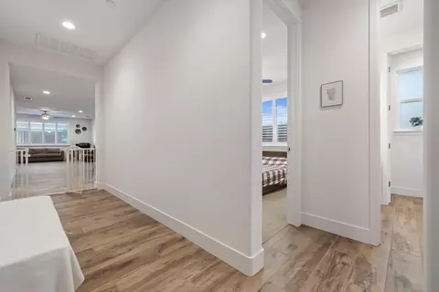 Entry Way - 1640 Carrara Ln, Ripon, CA 95366 photo 11 of 16