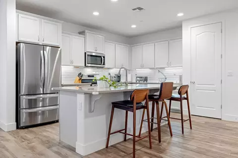 Kitchen - 1640 Carrara Ln, Ripon, CA 95366 photo 1 of 1
