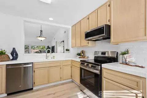 2345 Roualt St, Davis, CA 95618 photo 21