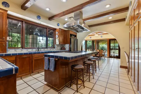 Kitchen - 10464 E Herndon Ave, Clovis, CA 93619 photo 2 of 2