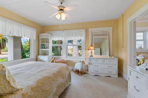 Bedroom - 10464 E Herndon Ave, Clovis, CA 93619 photo 2 of 3