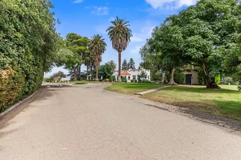 Exterior - 10464 E Herndon Ave, Clovis, CA 93619 photo 1 of 12