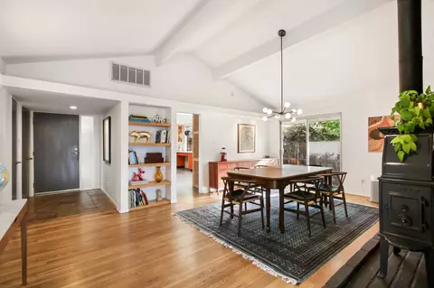 Dining - 436 Scripps Dr, Davis, CA 95616 photo 3 of 5