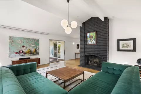 Living - 436 Scripps Dr, Davis, CA 95616 photo 3 of 4