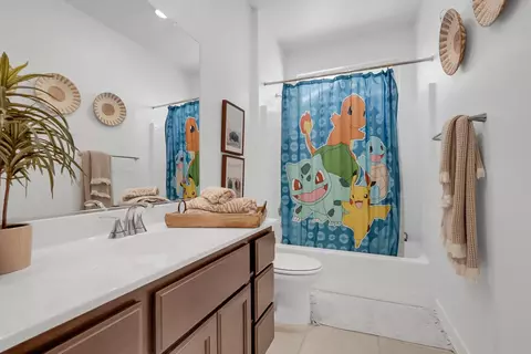 Bath - 5518 Julia Ave, Keyes, CA 95328 photo 4 of 4