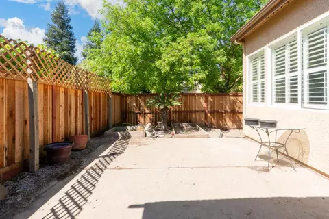 Exterior - 1908 Fall Brook Ct, Merced, CA 95340 photo 7 of 14