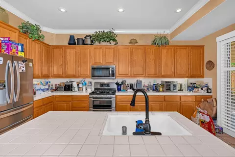 Kitchen - 1908 Fall Brook Ct, Merced, CA 95340 photo 2 of 5