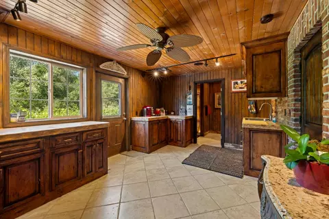 Entry Way - 9345 King Rd, Loomis, CA 95650 photo 10 of 10