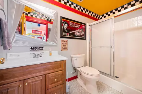 Bath - 9345 King Rd, Loomis, CA 95650 photo 8 of 10