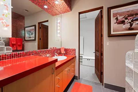 Bath - 9345 King Rd, Loomis, CA 95650 photo 7 of 10