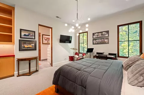Bedroom - 9345 King Rd, Loomis, CA 95650 photo 4 of 5