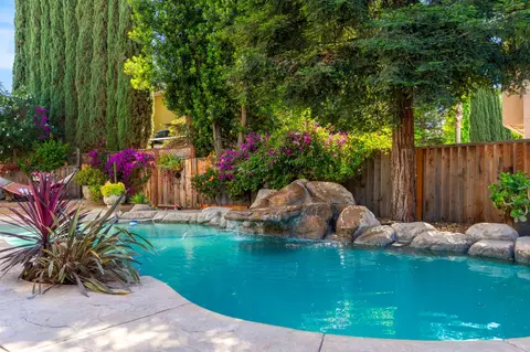 Exterior - 2053 Raven St, Tracy, CA 95376 photo 5 of 12