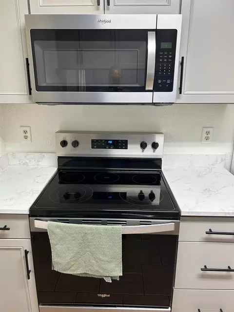 Kitchen - 2900 Andre Ln #241, Turlock, CA 95382 photo 1 of 5