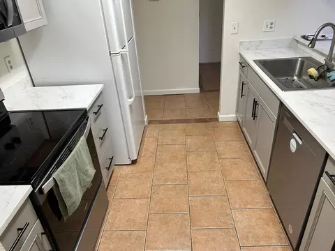 Kitchen - 2900 Andre Ln #241, Turlock, CA 95382 photo 3 of 5