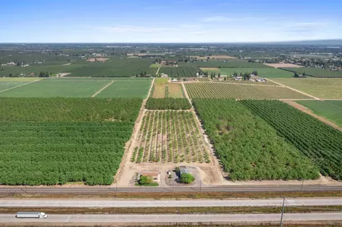 View/Area - 3443 Kansas Ave, Modesto, CA 95358 photo 6 of 7