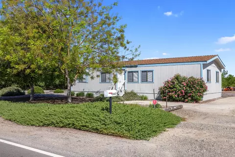 Exterior - 3443 Kansas Ave, Modesto, CA 95358 photo 3 of 6