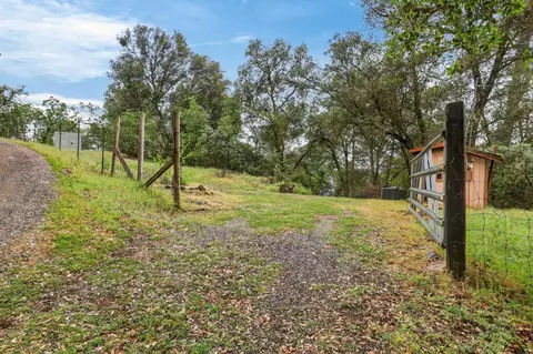 Exterior - 4290 Rancho Montes Dr, Placerville, CA 95667 photo 10 of 17
