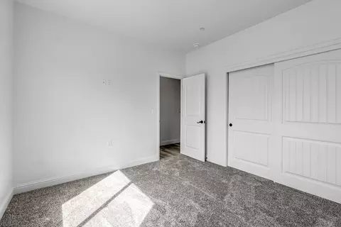 Bedroom - 21035 Forest Glen Rd, Madera, CA 93638 photo 5 of 6